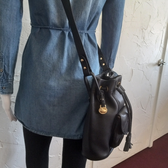 Dooney & Bourke Suspender Style Drawstring Glove/Metro Collection - Picture 5 of 16